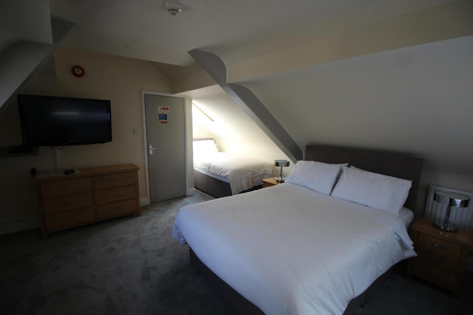 The Clothiers Arms Hotell Stroud  Rom bilde